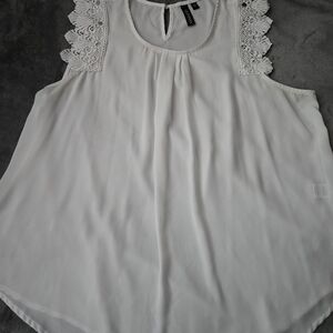 Elegant White Lace Trim Women's Top